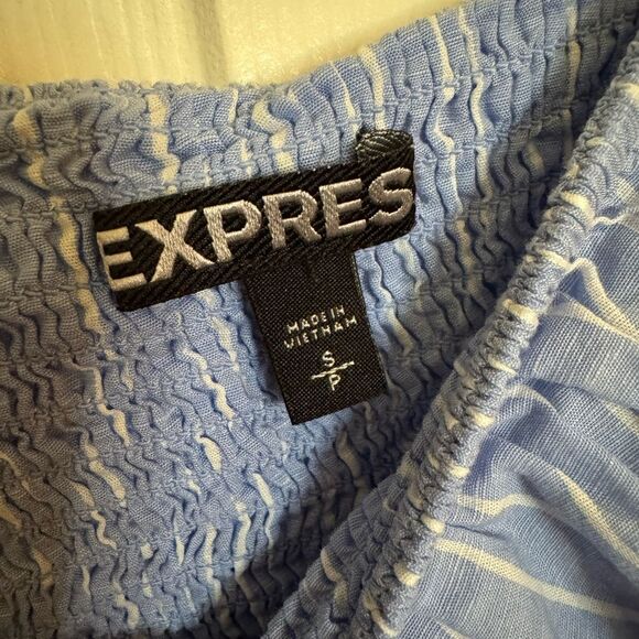 Express crop top size Small in blue & white stripes - Picture 3 of 5